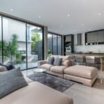 [fpdl.in]_design-de-interiores-em-casa-na-sala-de-estar-com-cozinha-aberta-na-casa-loft_41487-613_large